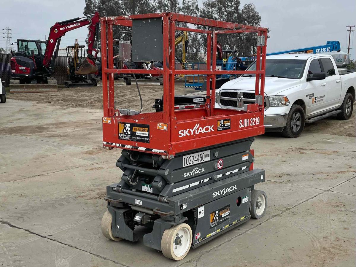 2017 Skyjack SJ3219
