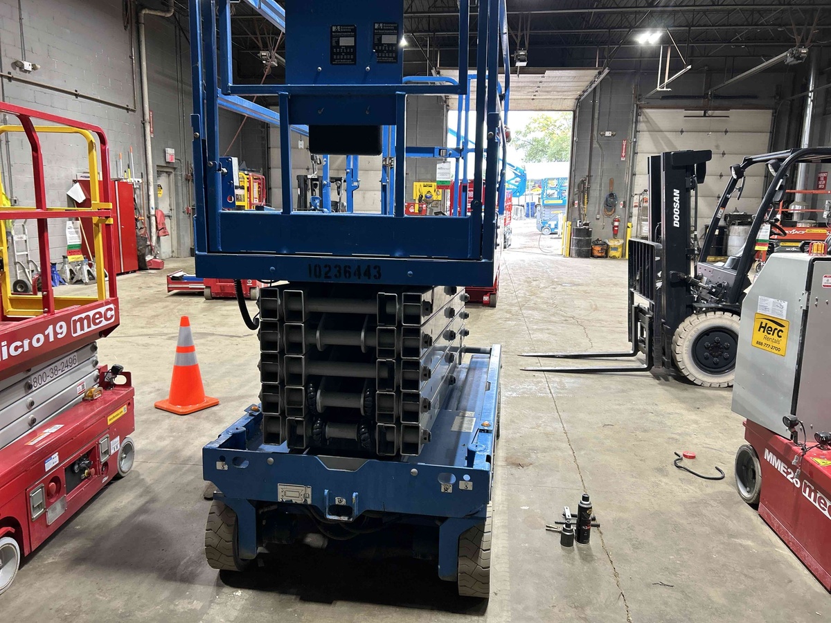 2018 Genie GS-4047-3