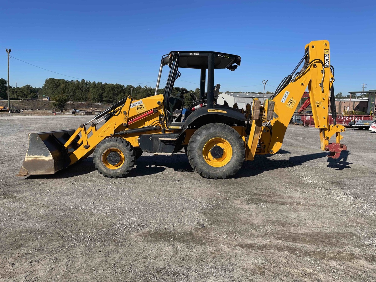 2023 JCB 3CX