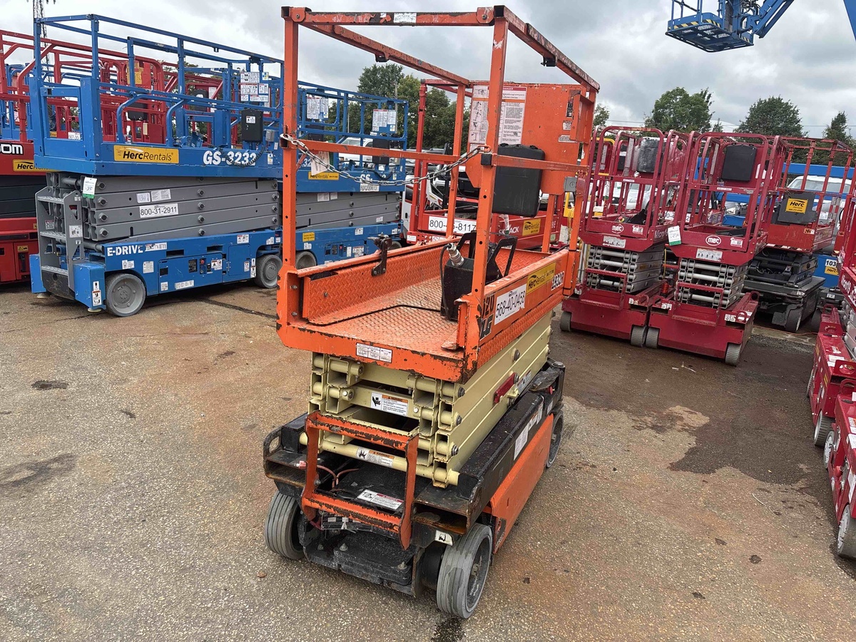 2018 JLG 1932R-2