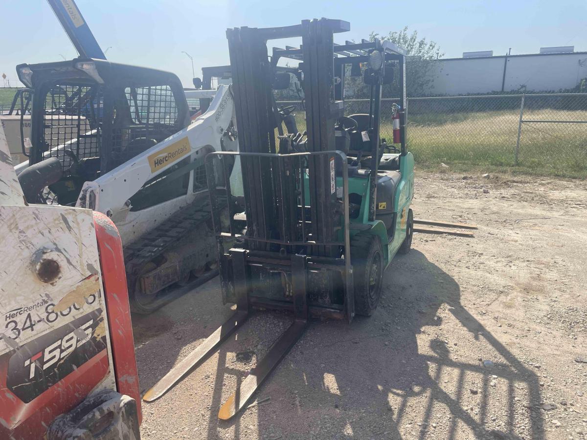 2019 Mitsubishi FG25N