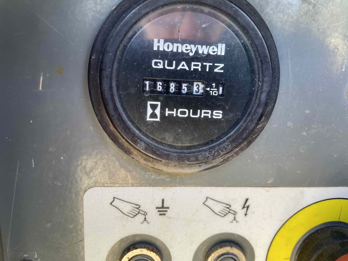 2016 Skyjack SJ-6832RT-6