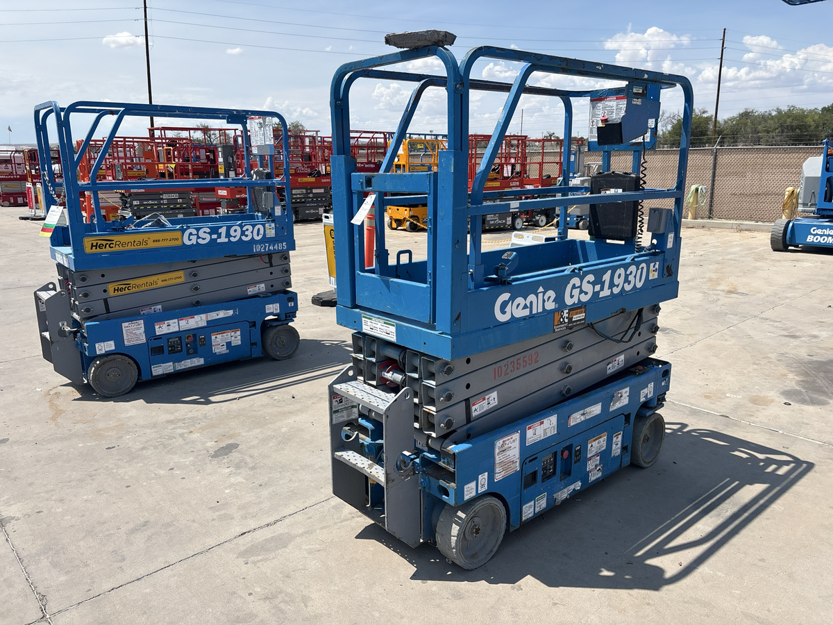 2018 Genie GS-1930