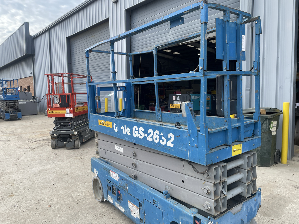 2015 Genie GS-2632-4