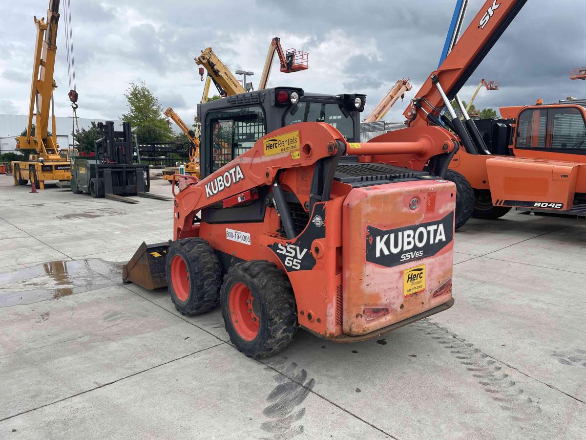2017 Kubota SSV65