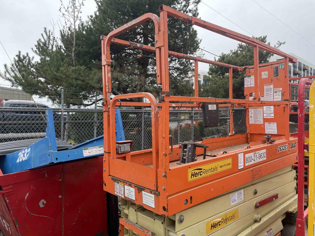2018 JLG 2632ES