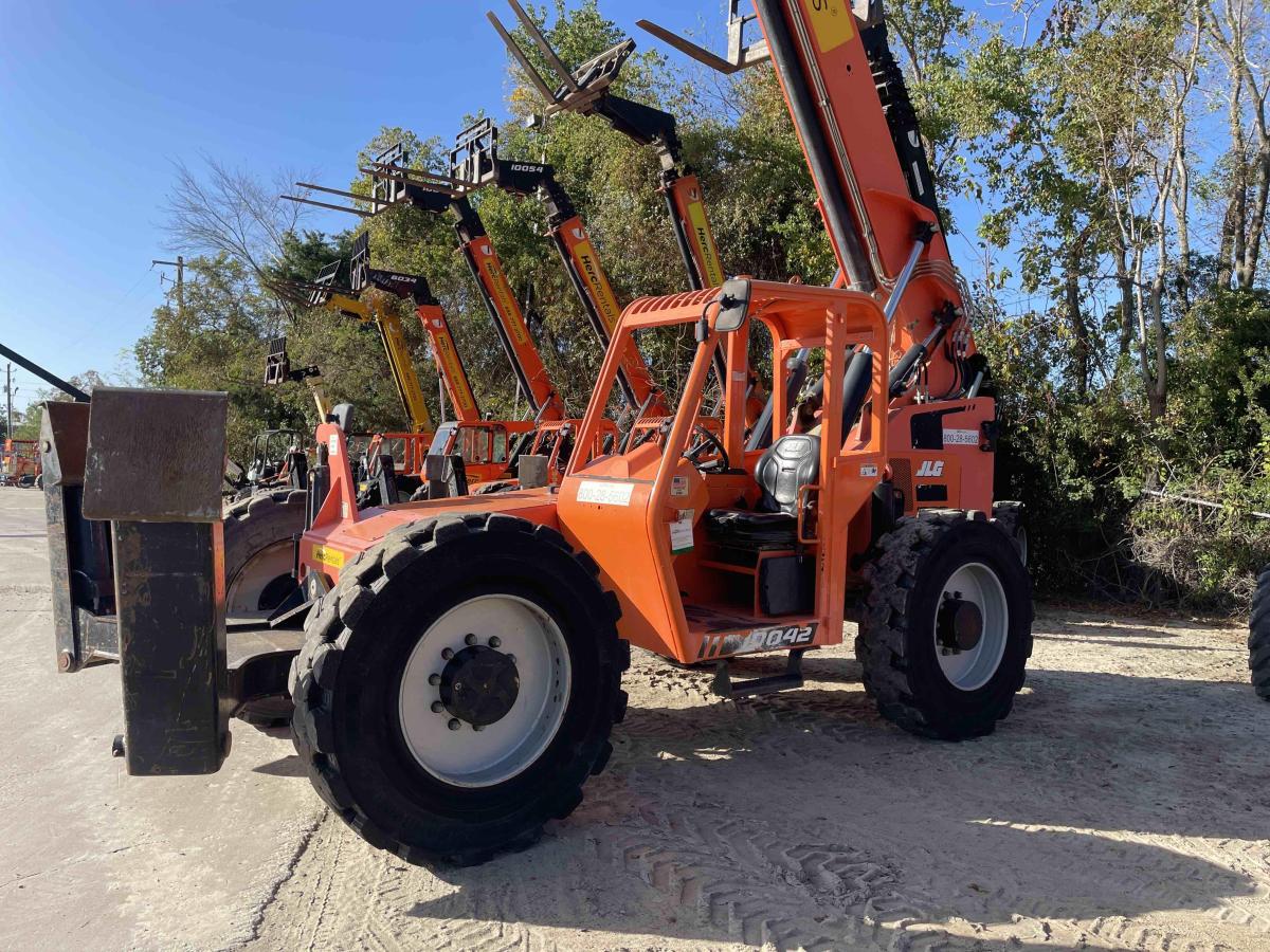 2020 SkyTrak 10042