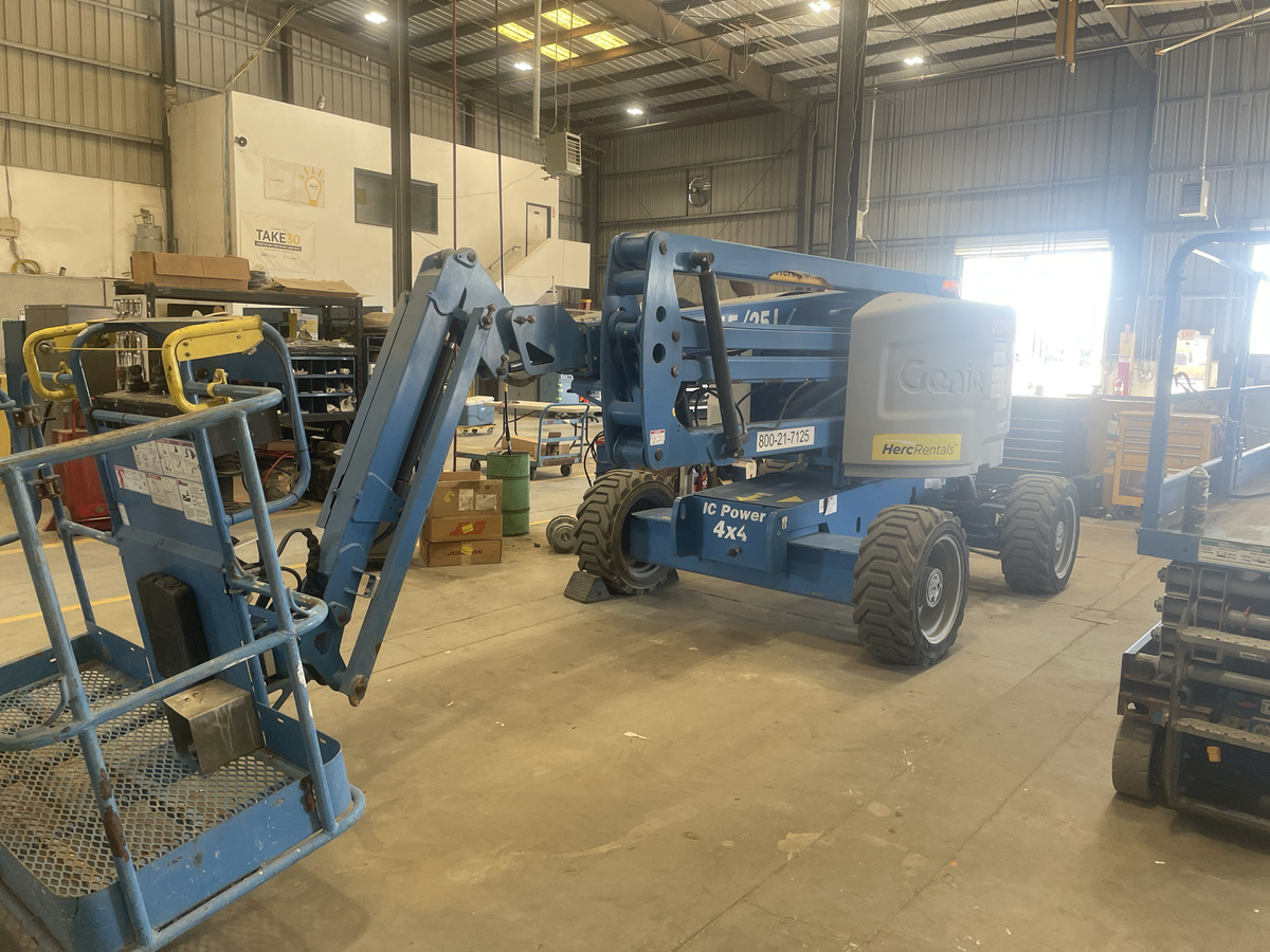 2018 Genie Z-45/25J RT-3