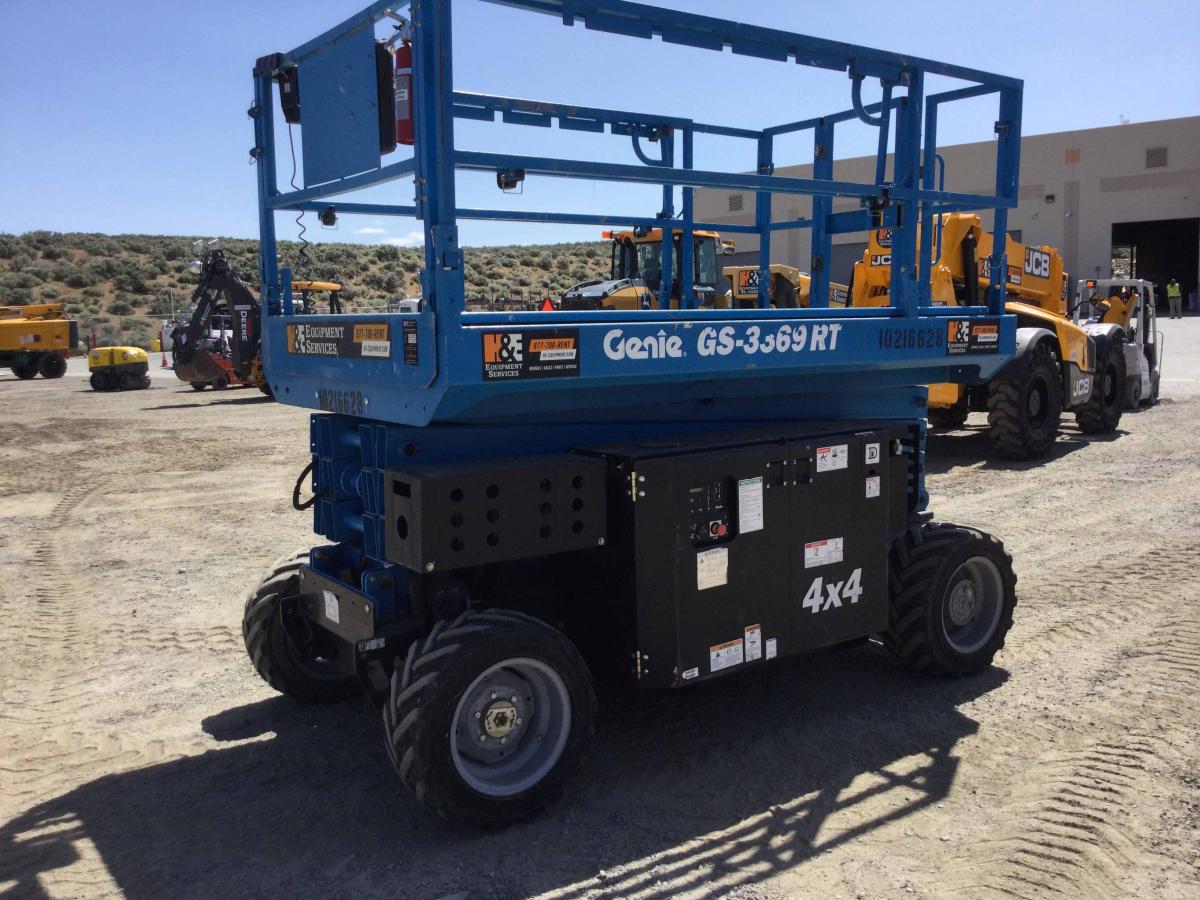 2017 Genie GS-3369 RT