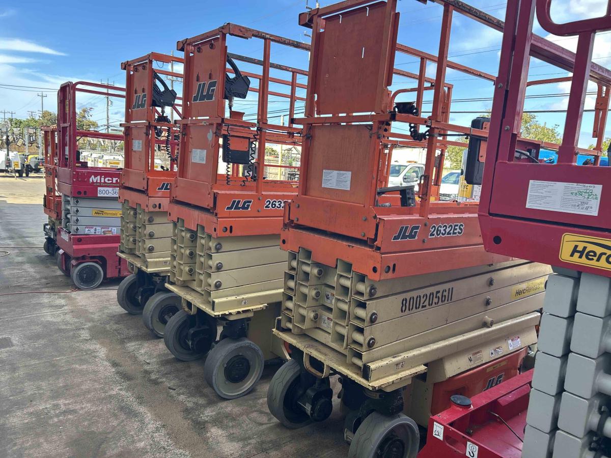 2018 JLG 2632ES-4