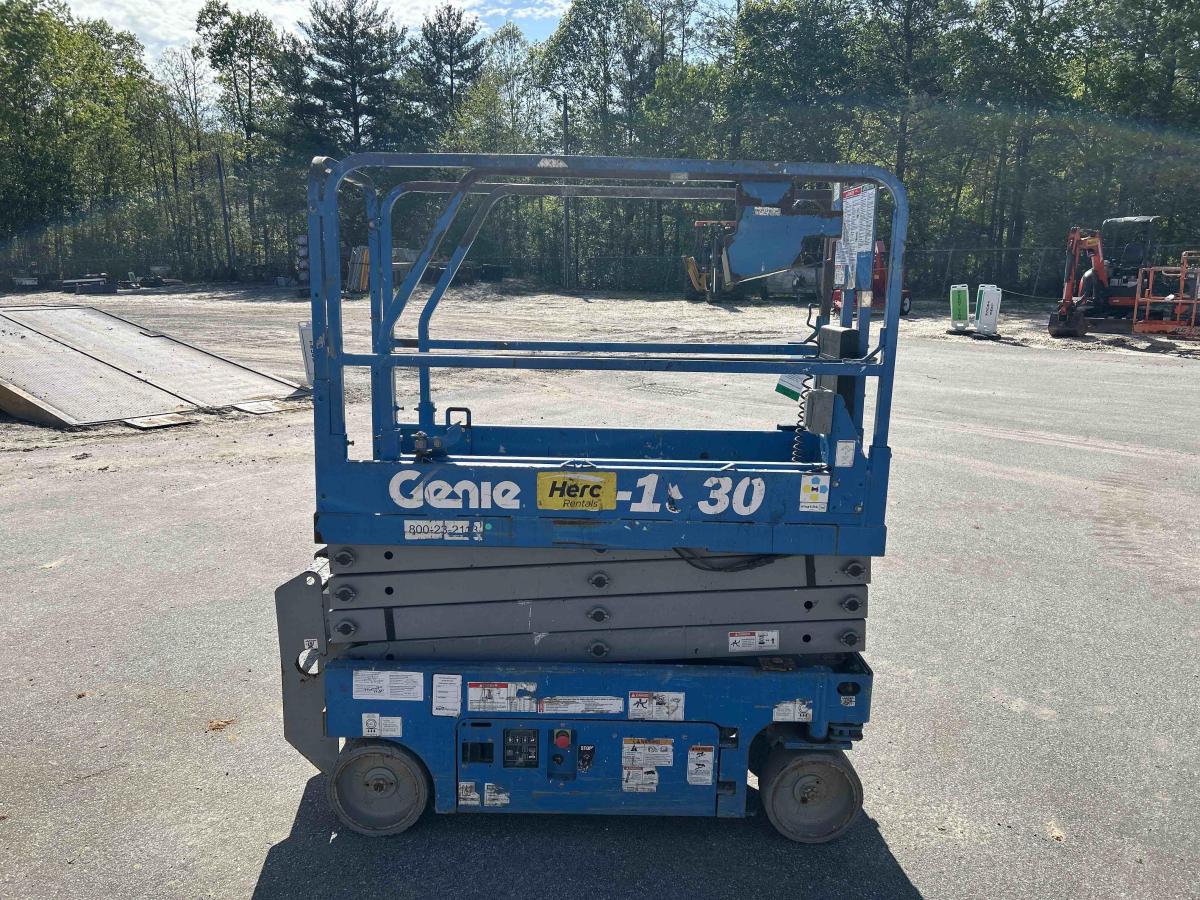 2018 Genie GS-1930