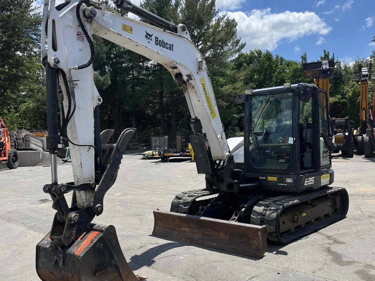 2019 Bobcat E85