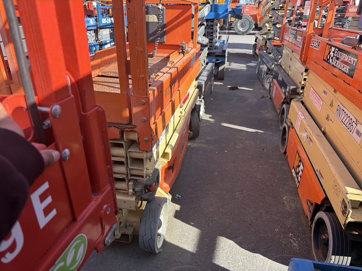 2018 JLG 1930ES-4