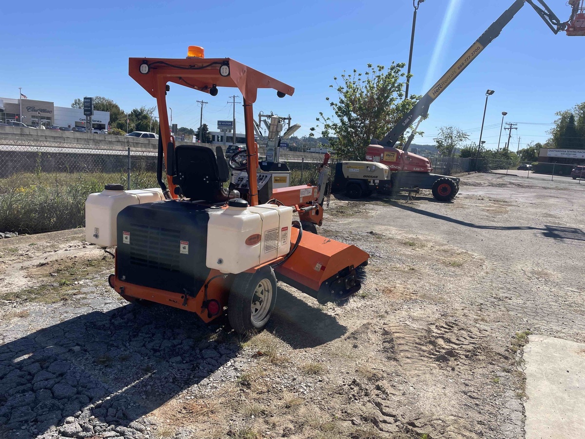 2021 LayMor SM300-4
