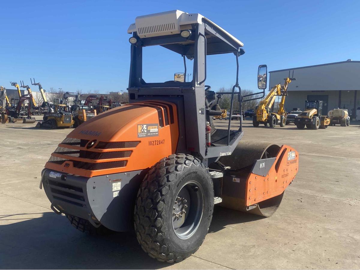 2019 Hamm H7i