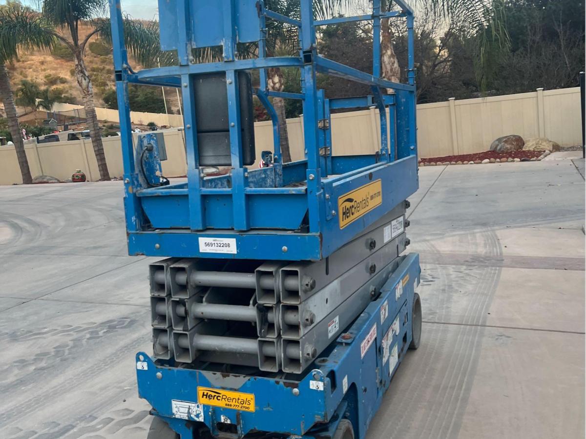2018 Genie GS-2632