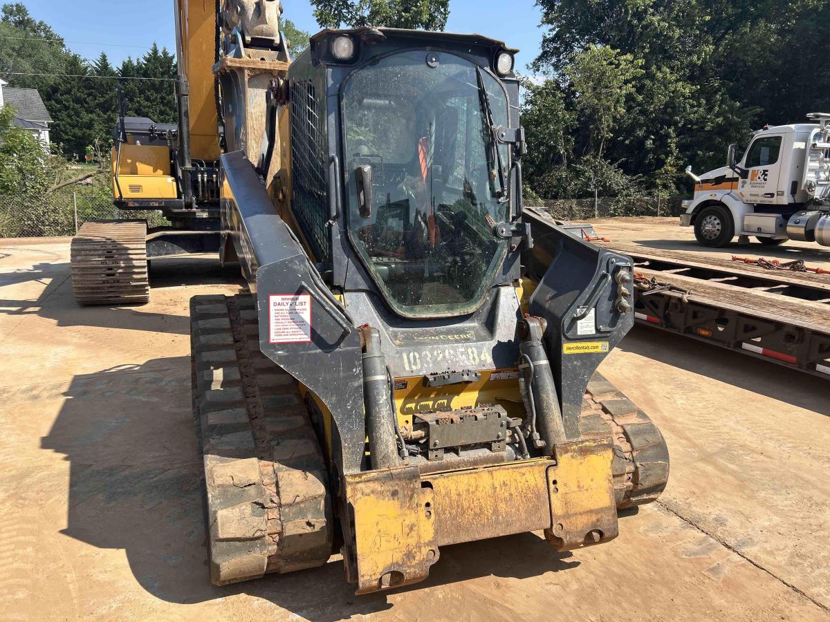 2021 John Deere 331G-2