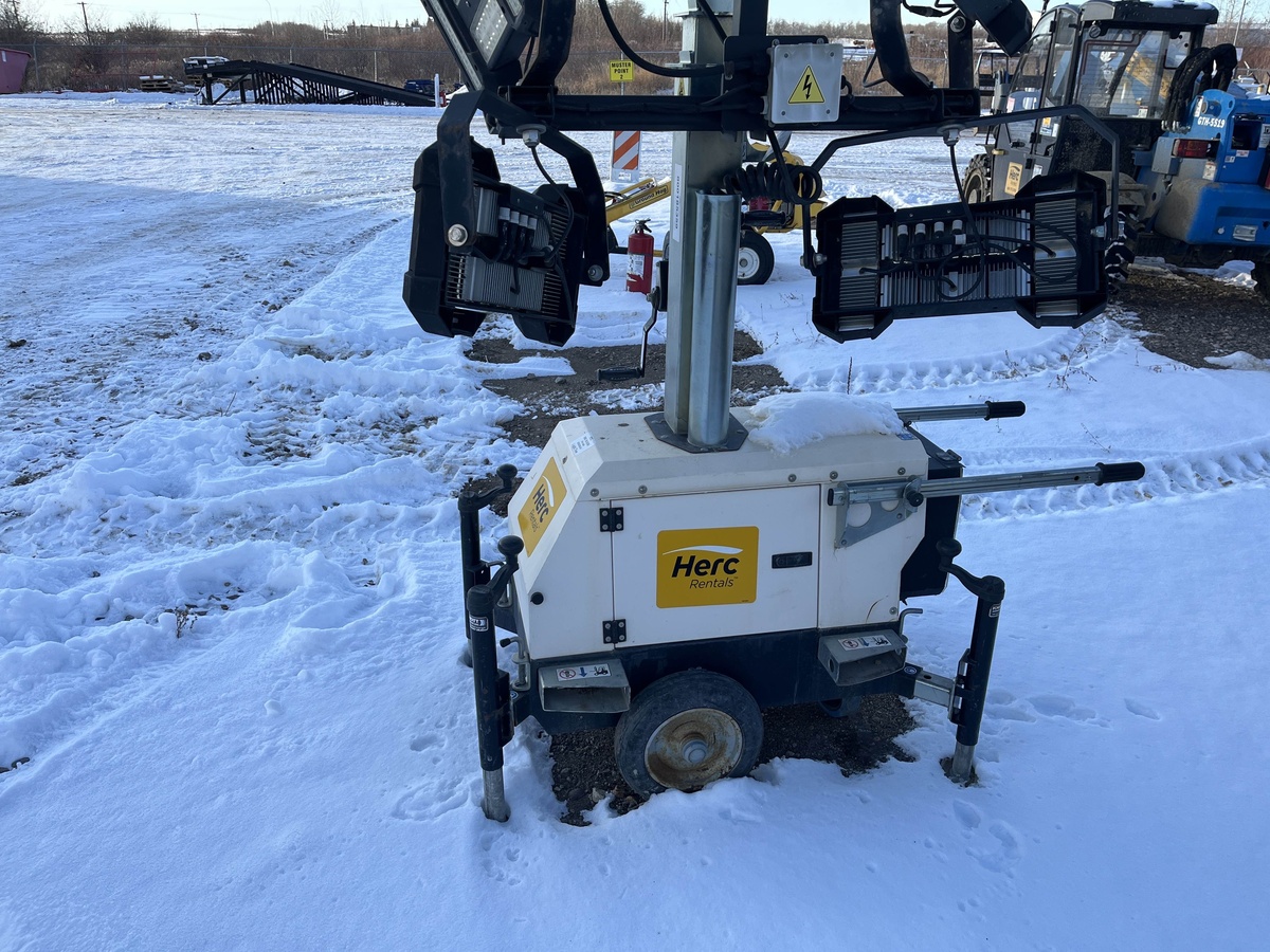 2017 Magnum PLT240-1