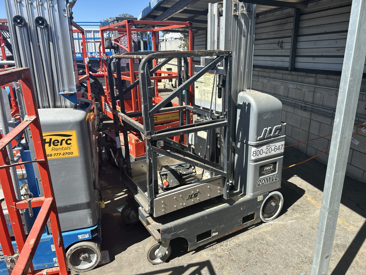 2018 JLG 20MVL-3