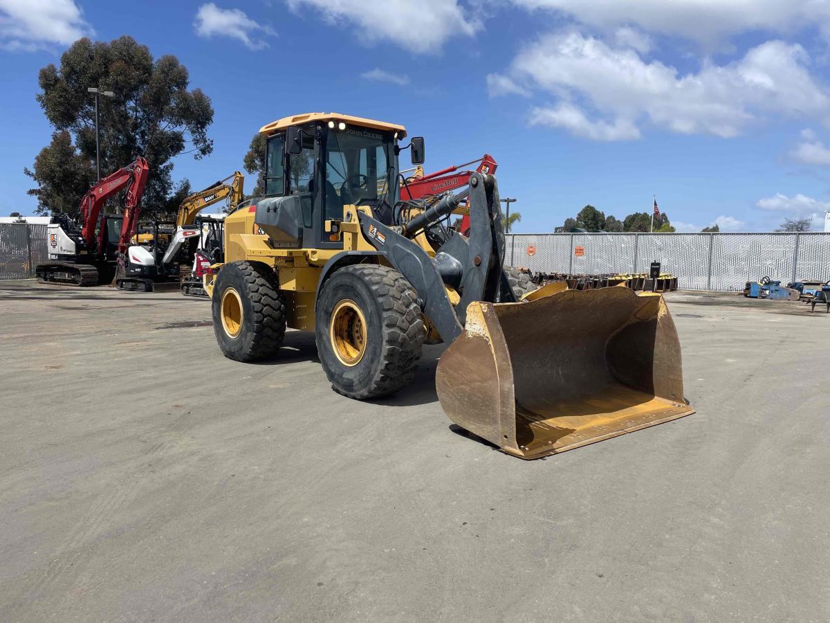 2020 John Deere 524L