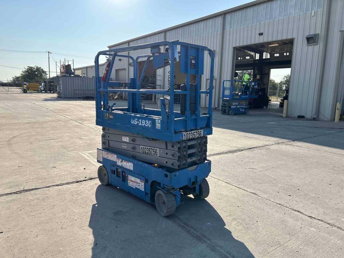 2018 Genie GS-1930-4