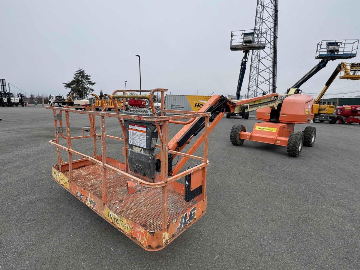 2017 JLG 460SJ