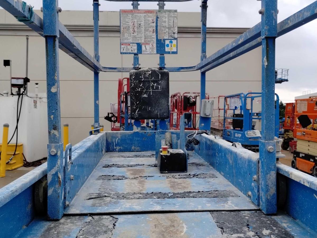 2017 Genie GS-3232-7