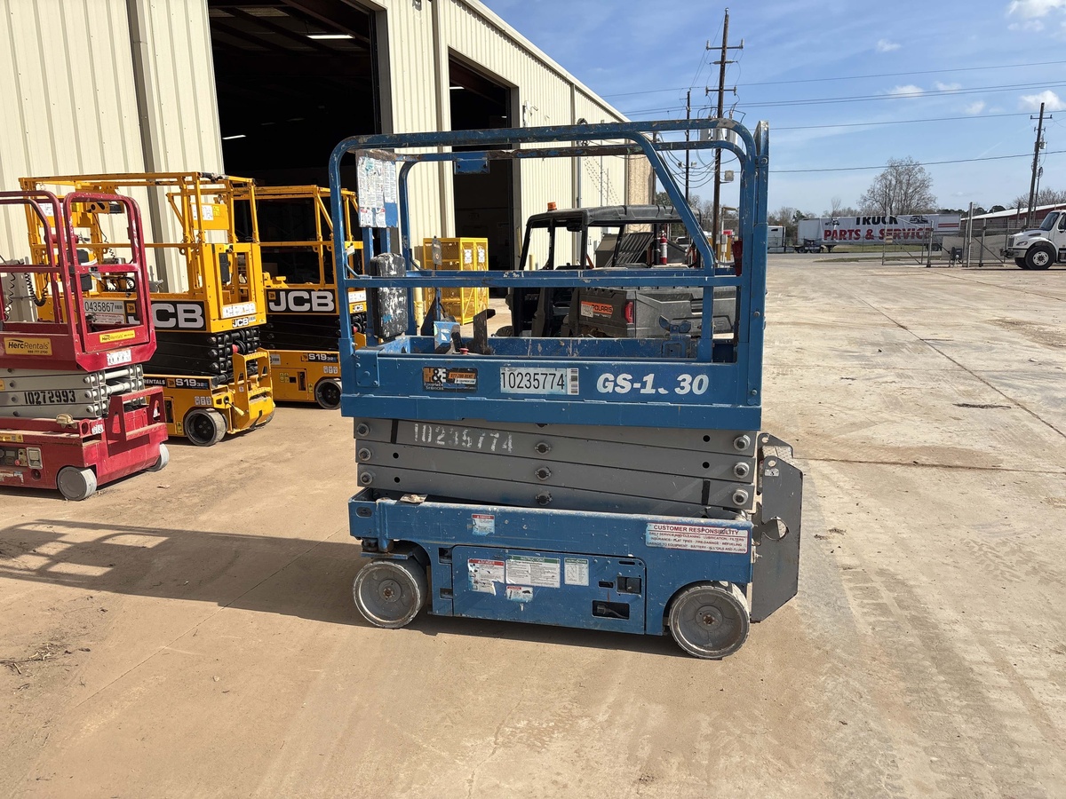 2018 Genie GS-1930
