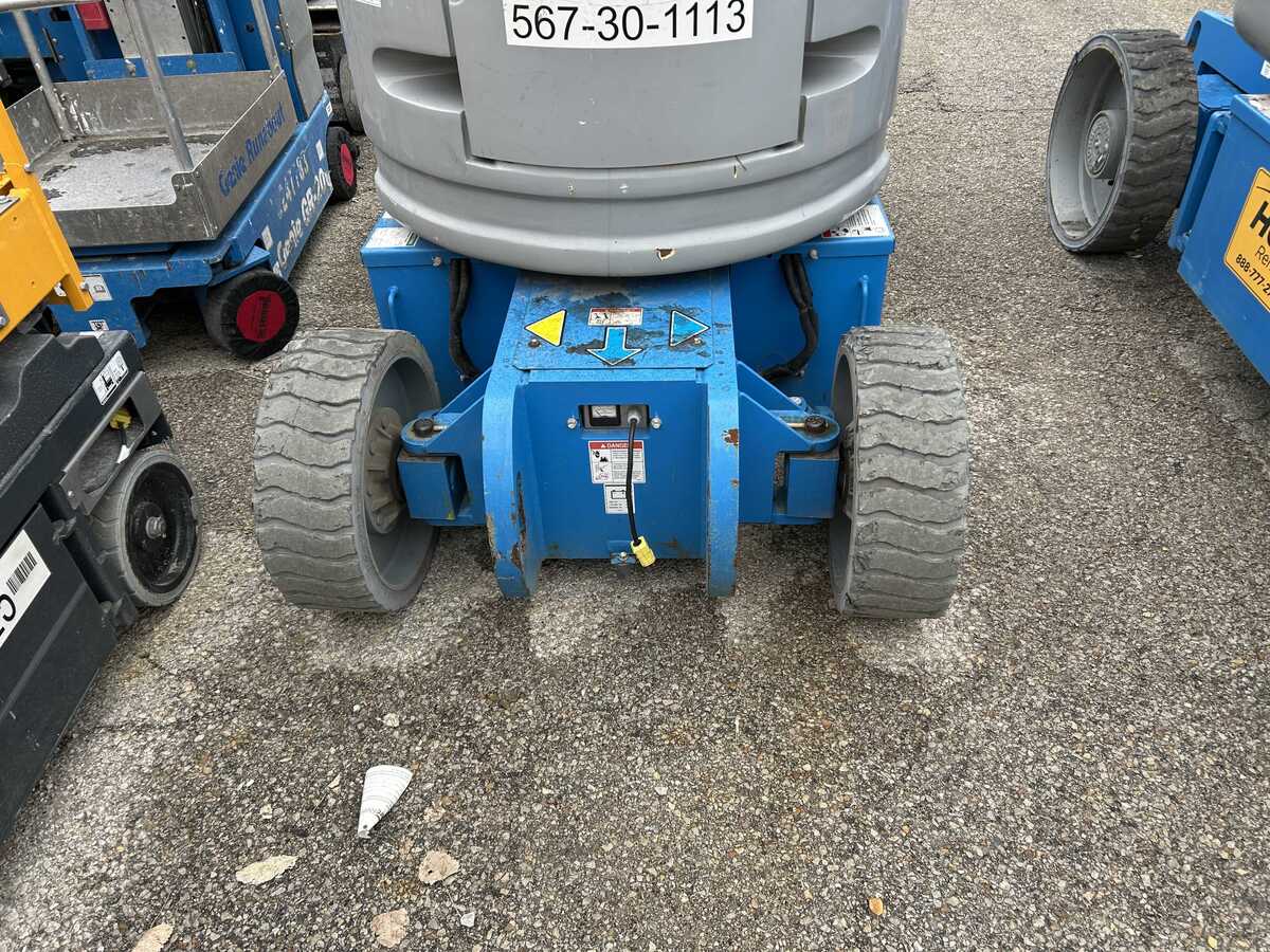 2017 Genie Z-30/20N RJ-3
