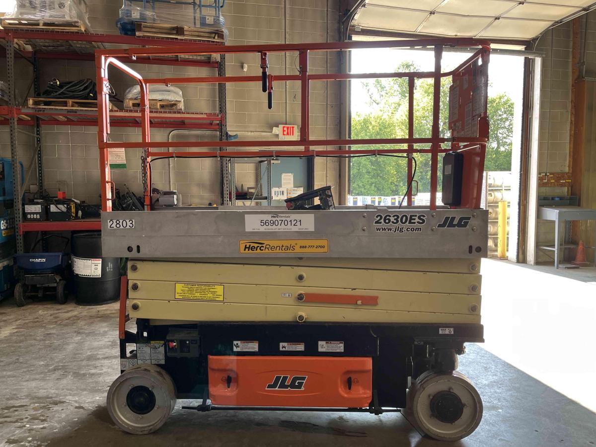 2012 JLG 2630ES