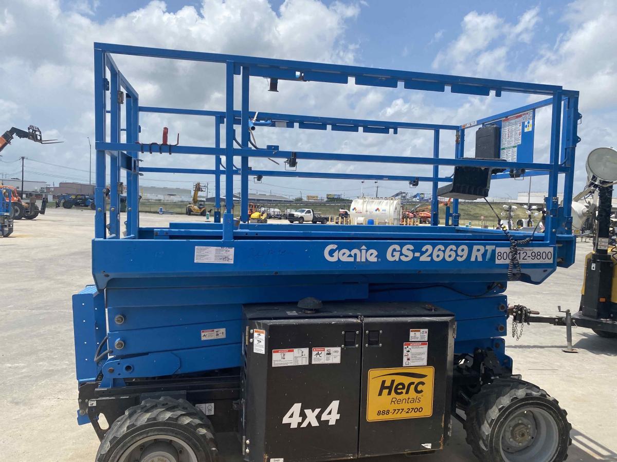 2016 Genie GS-2669 RT