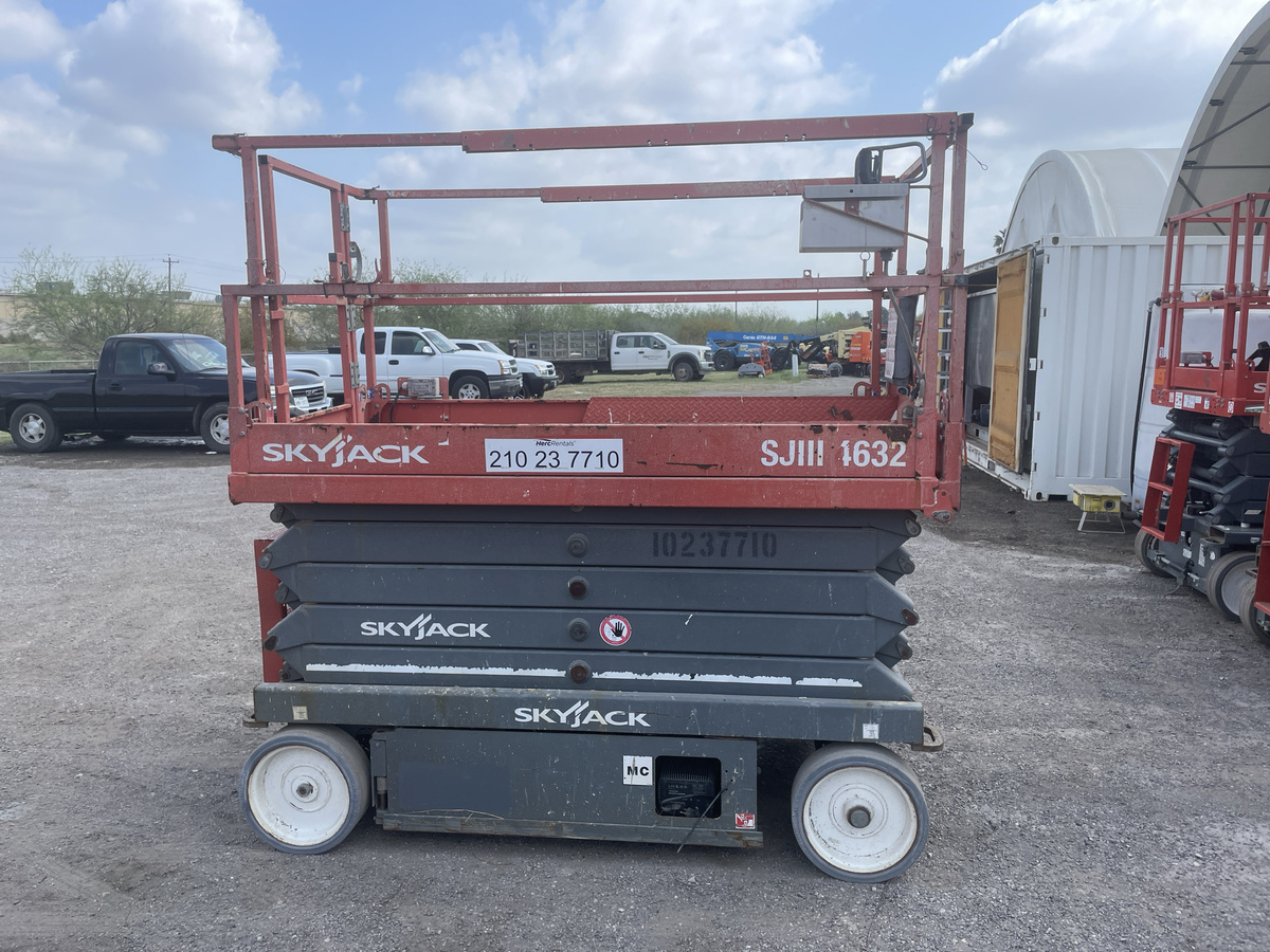2018 Skyjack SJ4632