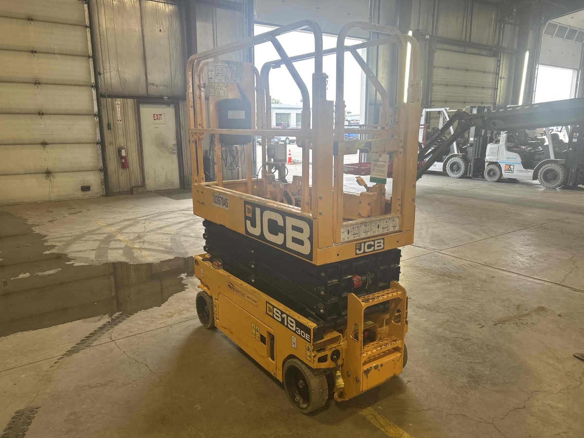 2022 JCB S1930E