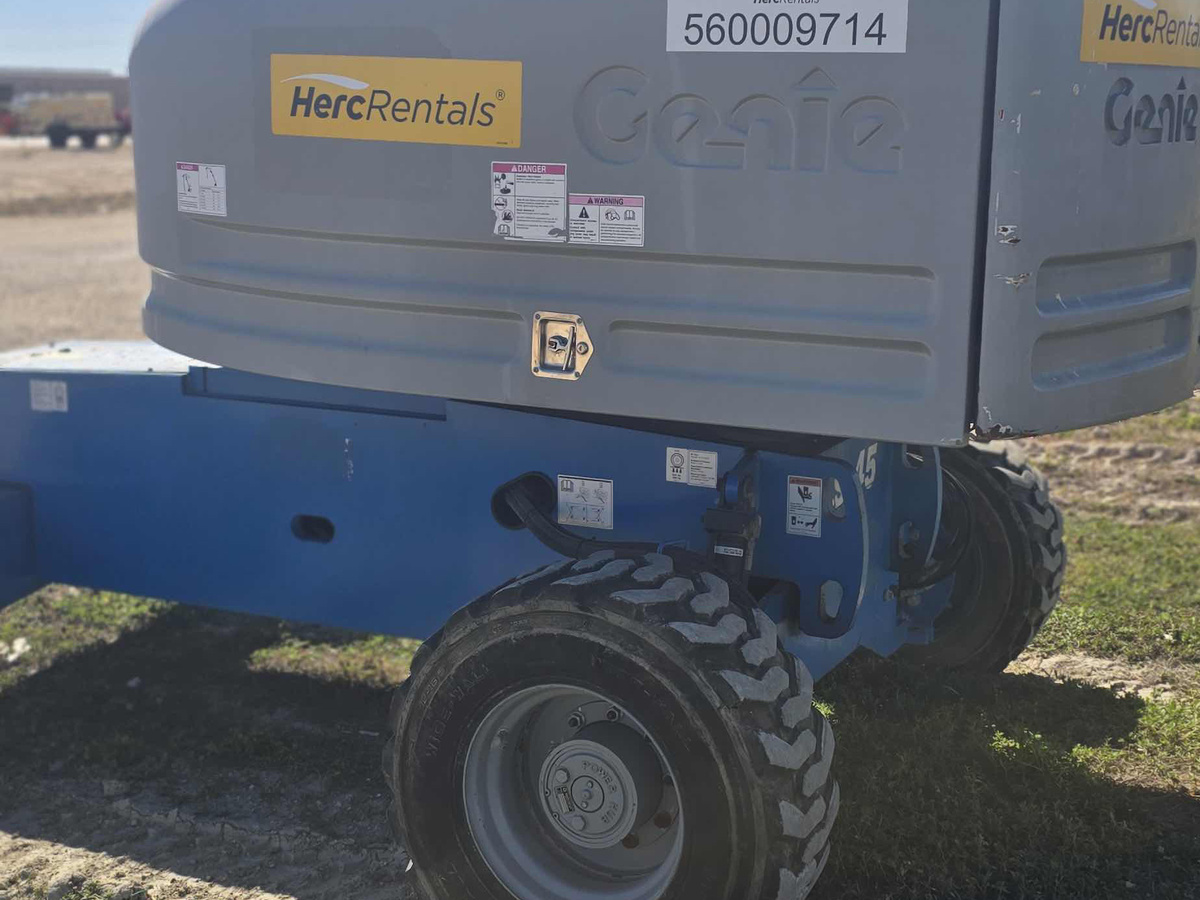 2018 Genie S-45-4