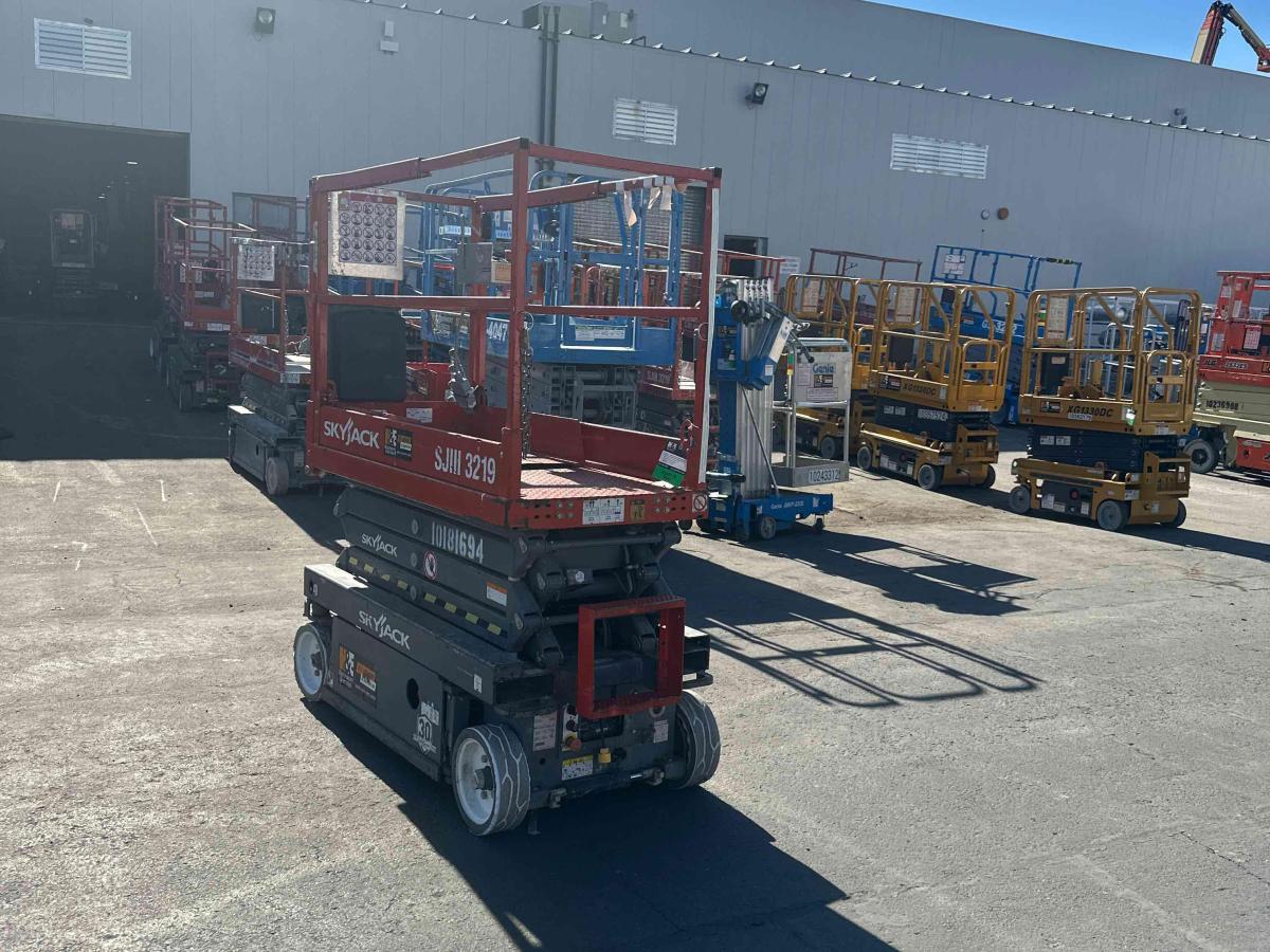 2015 Skyjack SJ3219