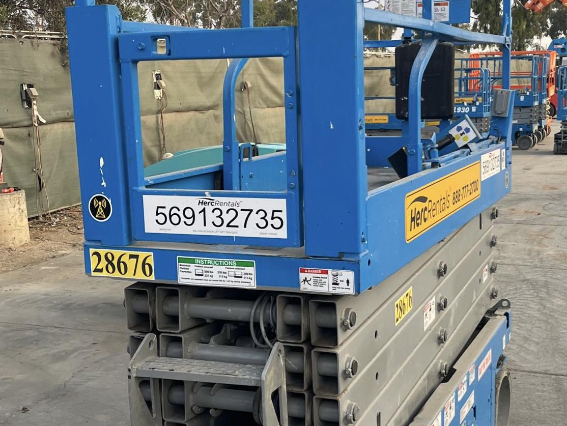 2017 Genie GS-3232-1