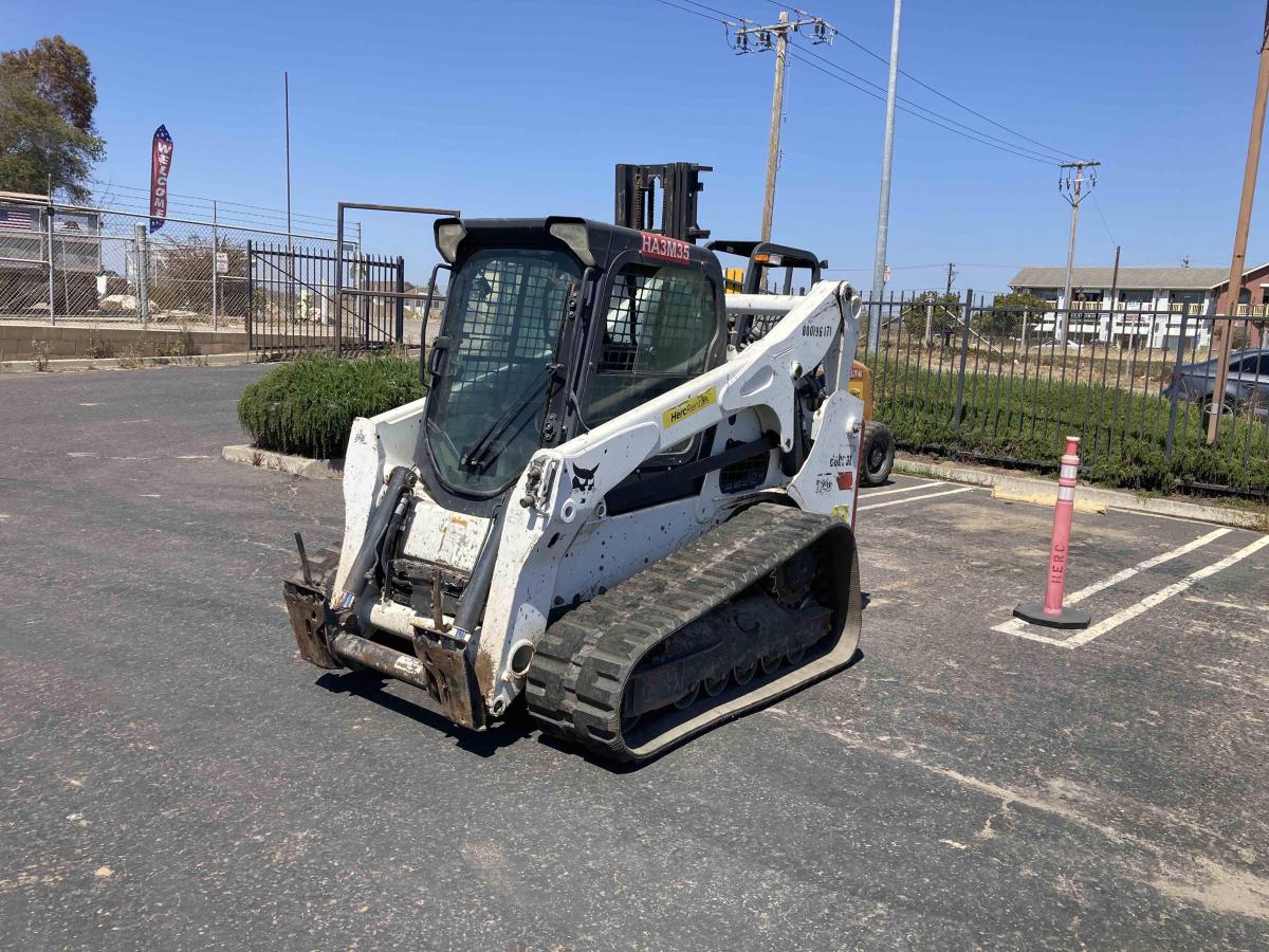 2018 Bobcat T740