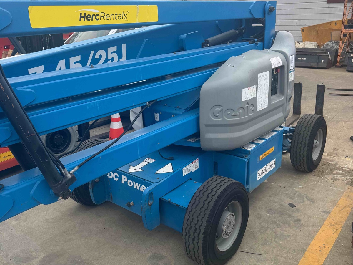 2015 Genie Z-45/25J-3