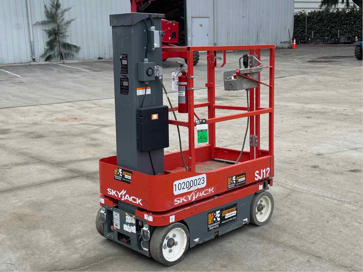 2016 Skyjack SJ12