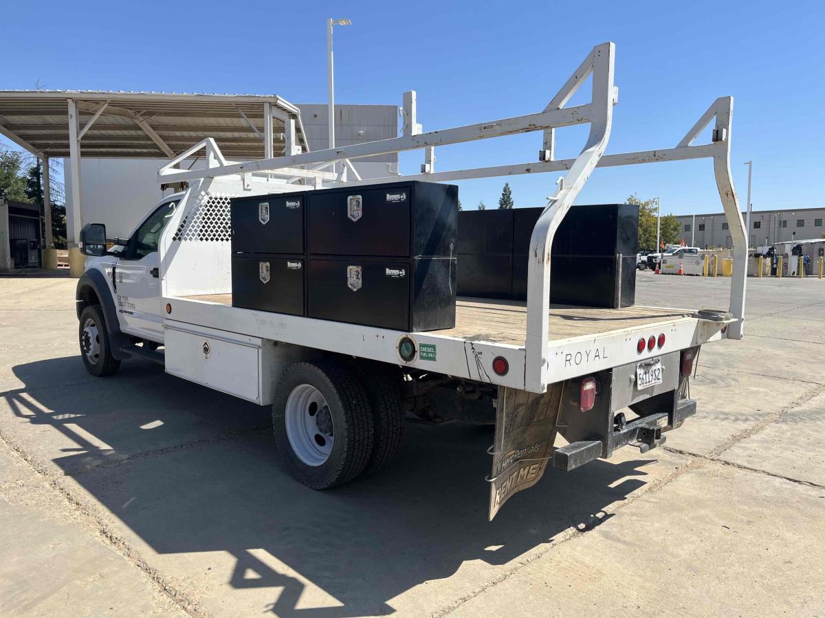 2019 Ford F550-4