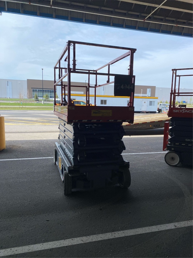 2018 Skyjack SJ4740-2