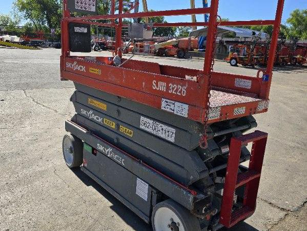2015 Skyjack SJ3226