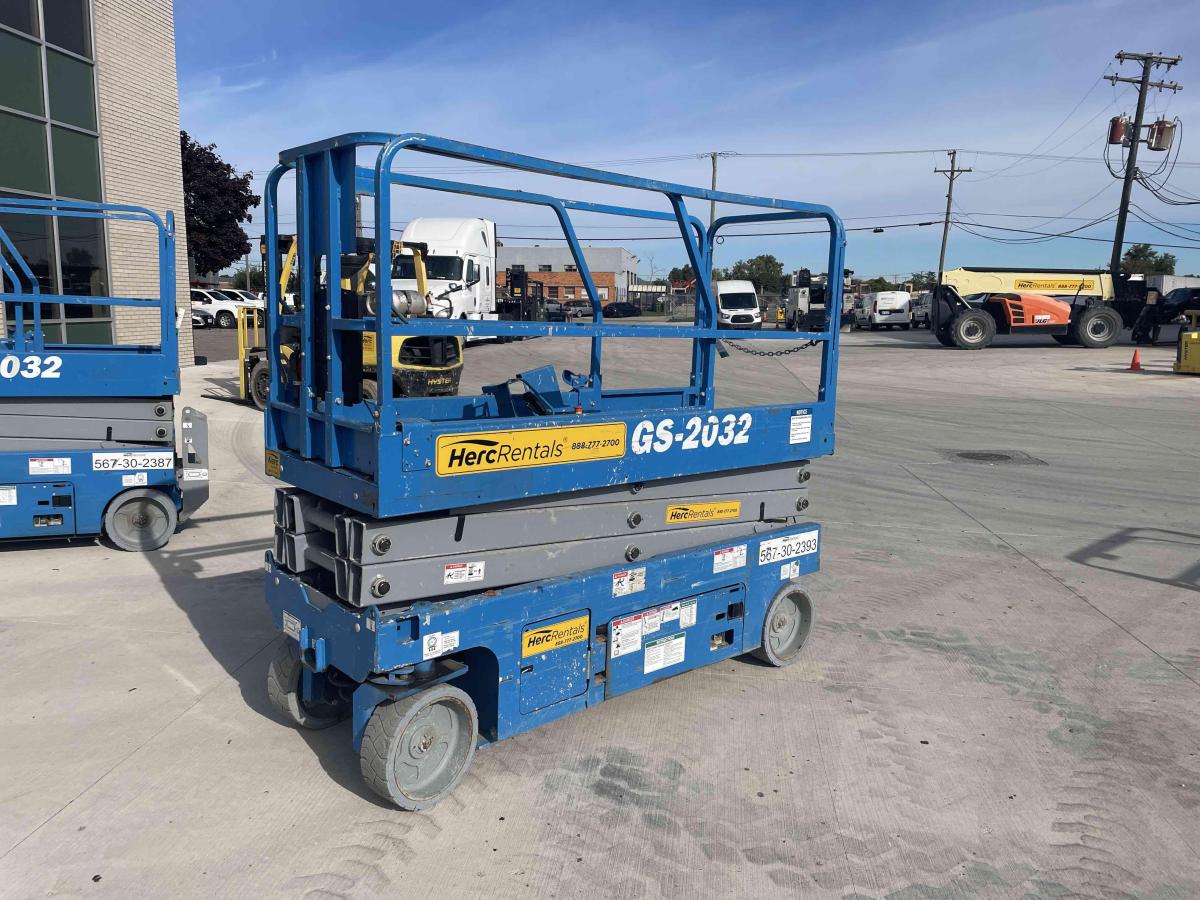 2019 Genie GS-2032