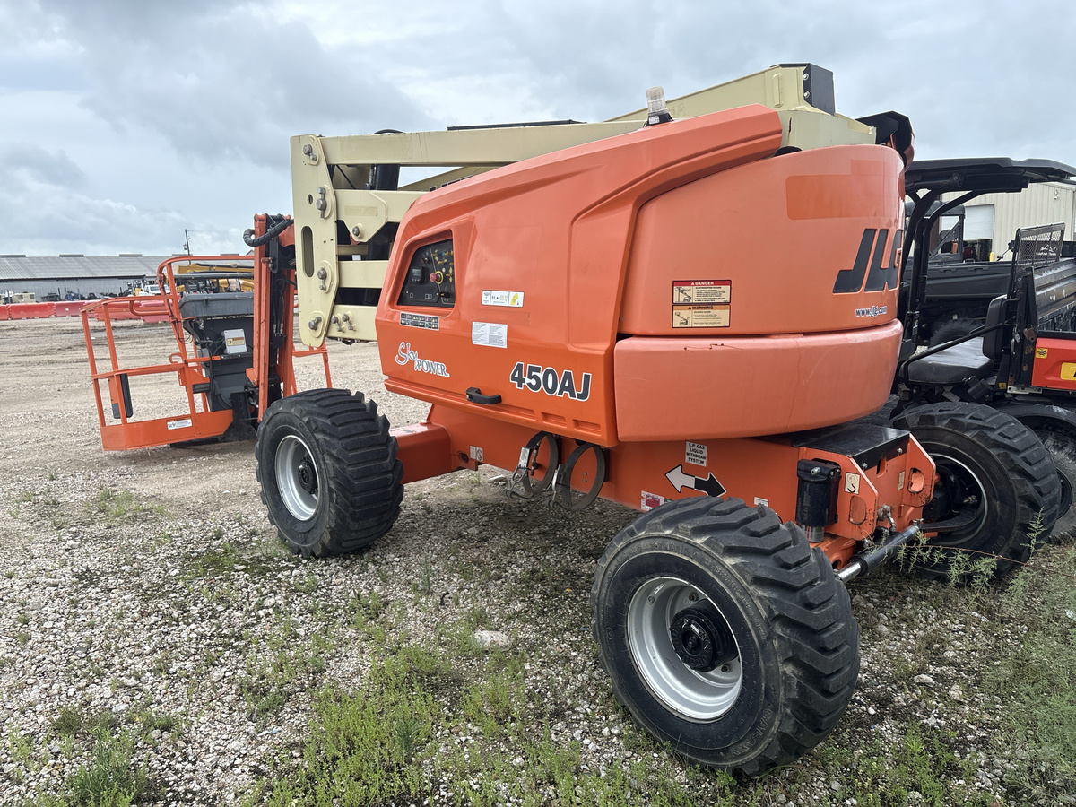 2018 JLG 450AJ-4