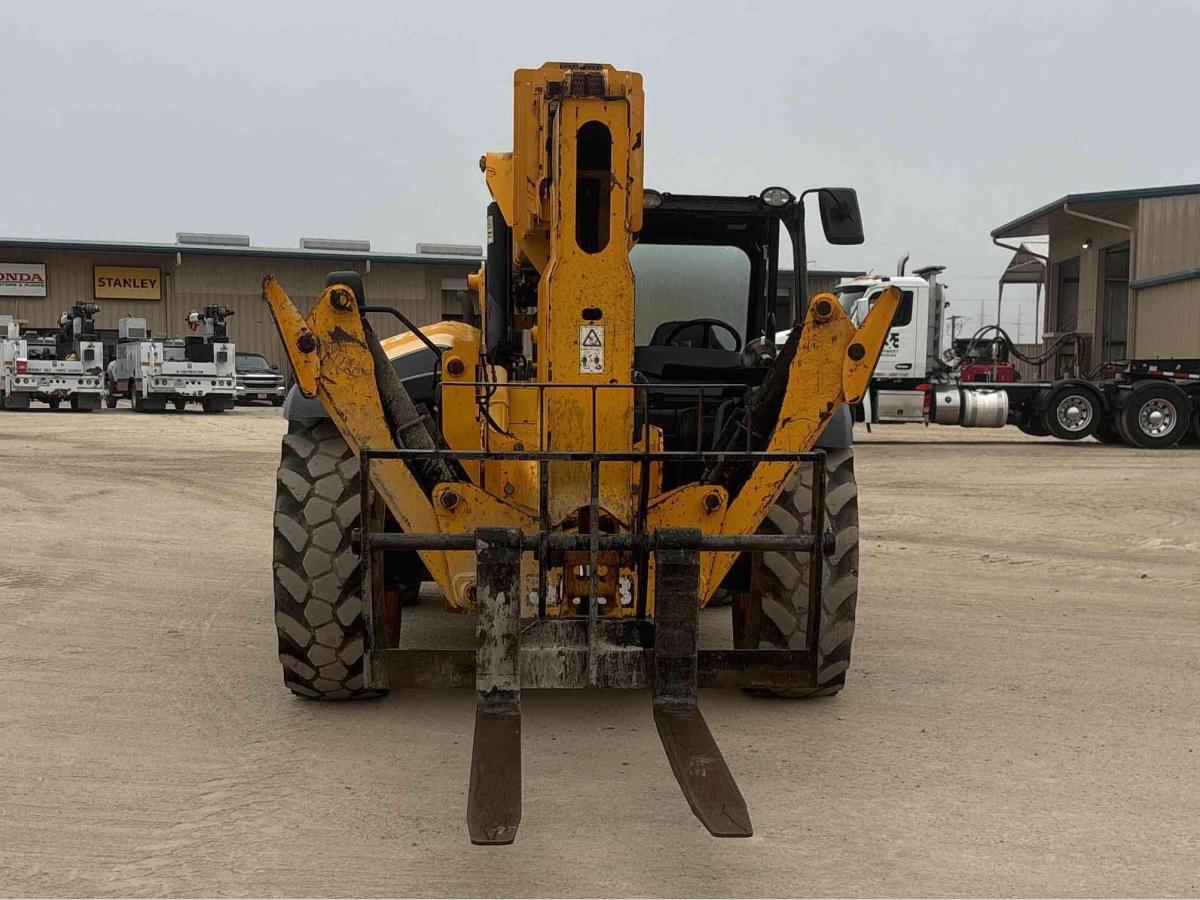 2017 JCB 510-56-5