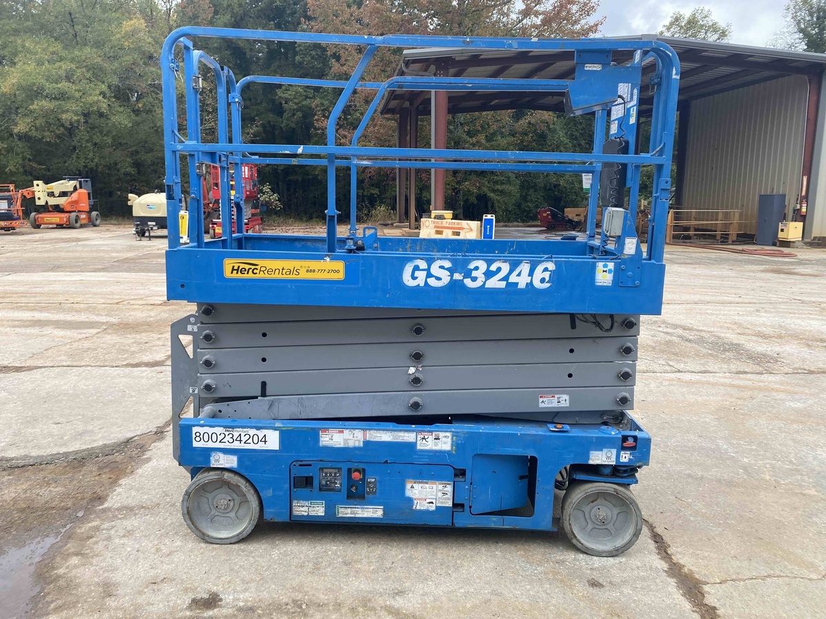 2018 Genie GS-3246-1