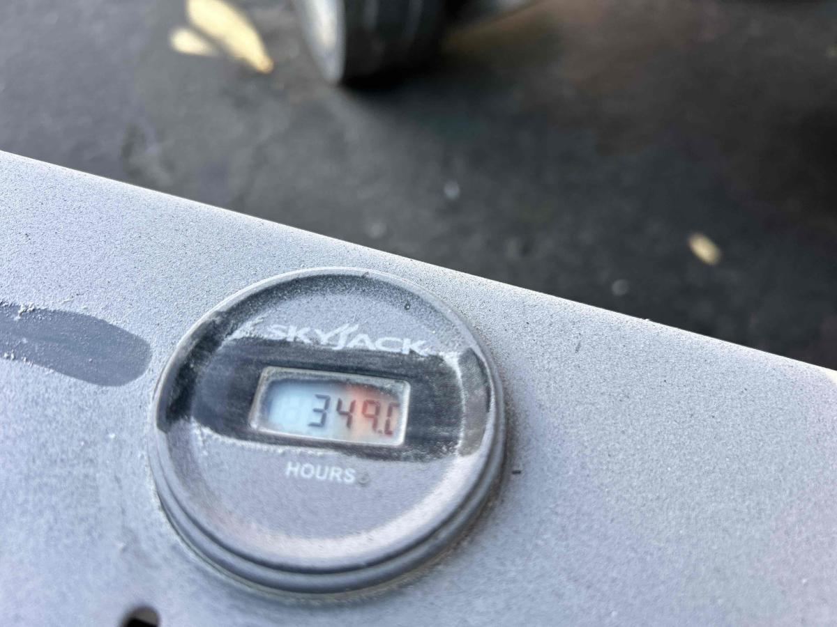 2017 Skyjack SJ3219