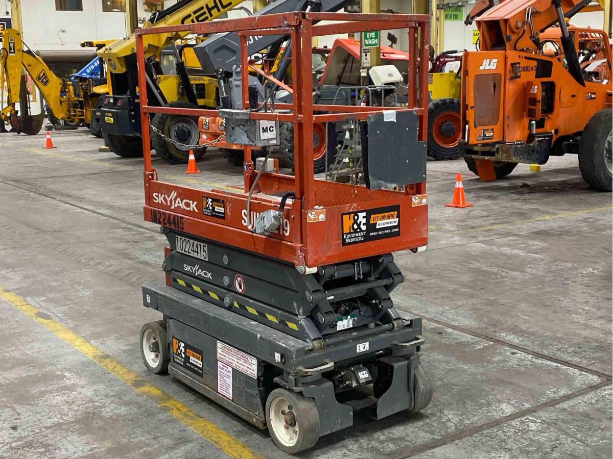 2017 Skyjack SJ3219