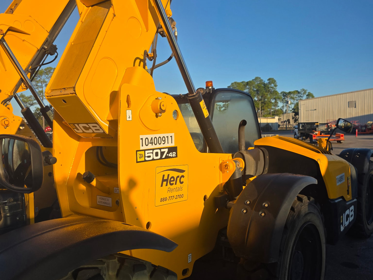 2023 JCB 507-42-2