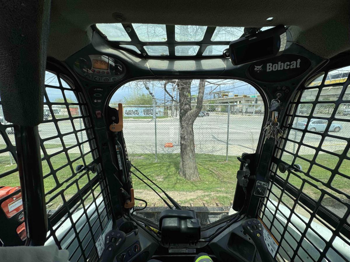 2019 Bobcat T740